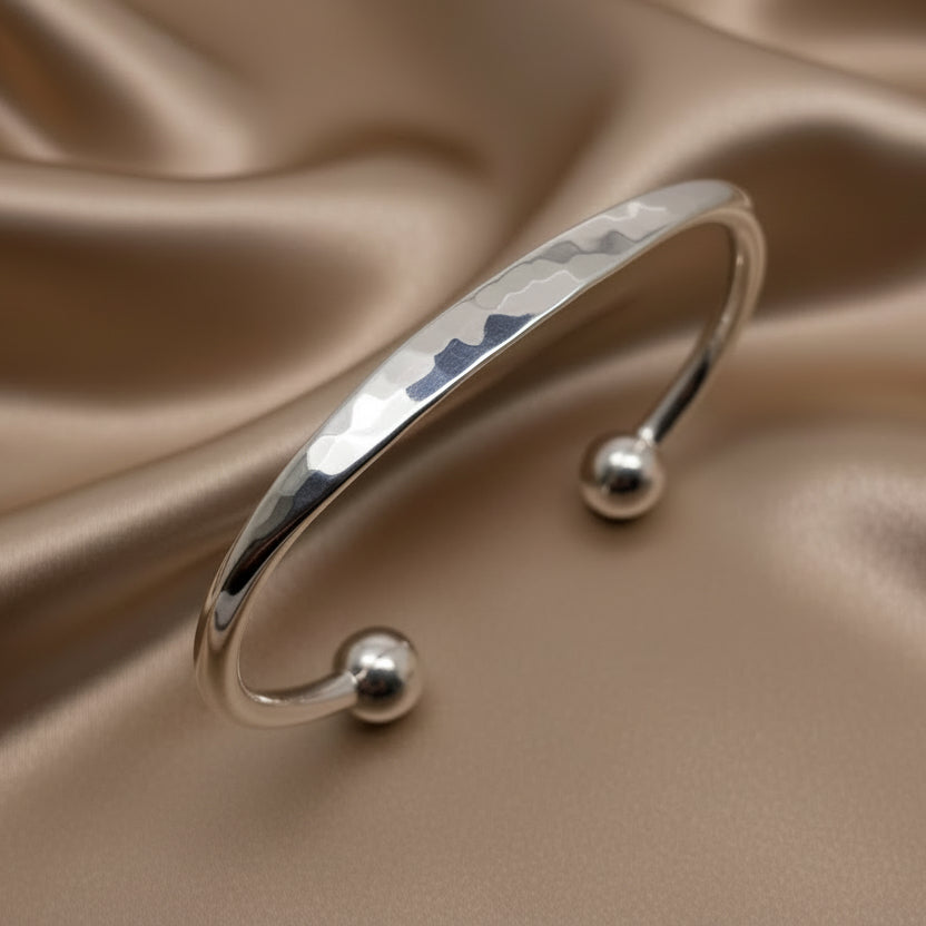 LOONA Sterling Silver Hammered Plate Cuff Bangle