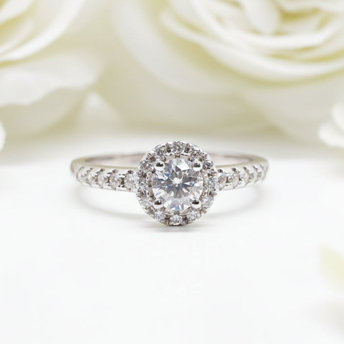 18ct WG Round Diamond Set Ring - Size M