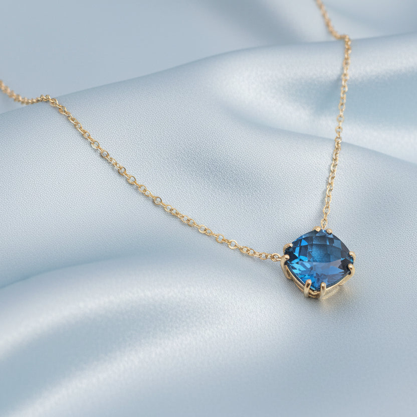 9ct Gold London Blue Topaz Necklace