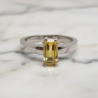 9ct White Gold Emerald Cut WA Heliodor Ring - Size O