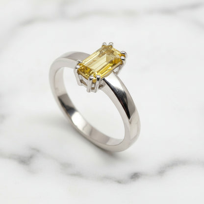 9ct White Gold Emerald Cut WA Heliodor Ring - Size O