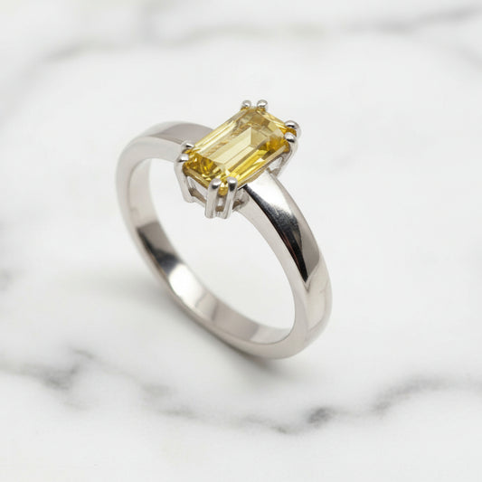 9ct White Gold Emerald Cut WA Heliodor Ring - Size O