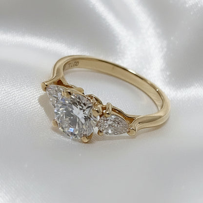 9ct Gold Trilogy Lab Grown Diamond Ring - Size N