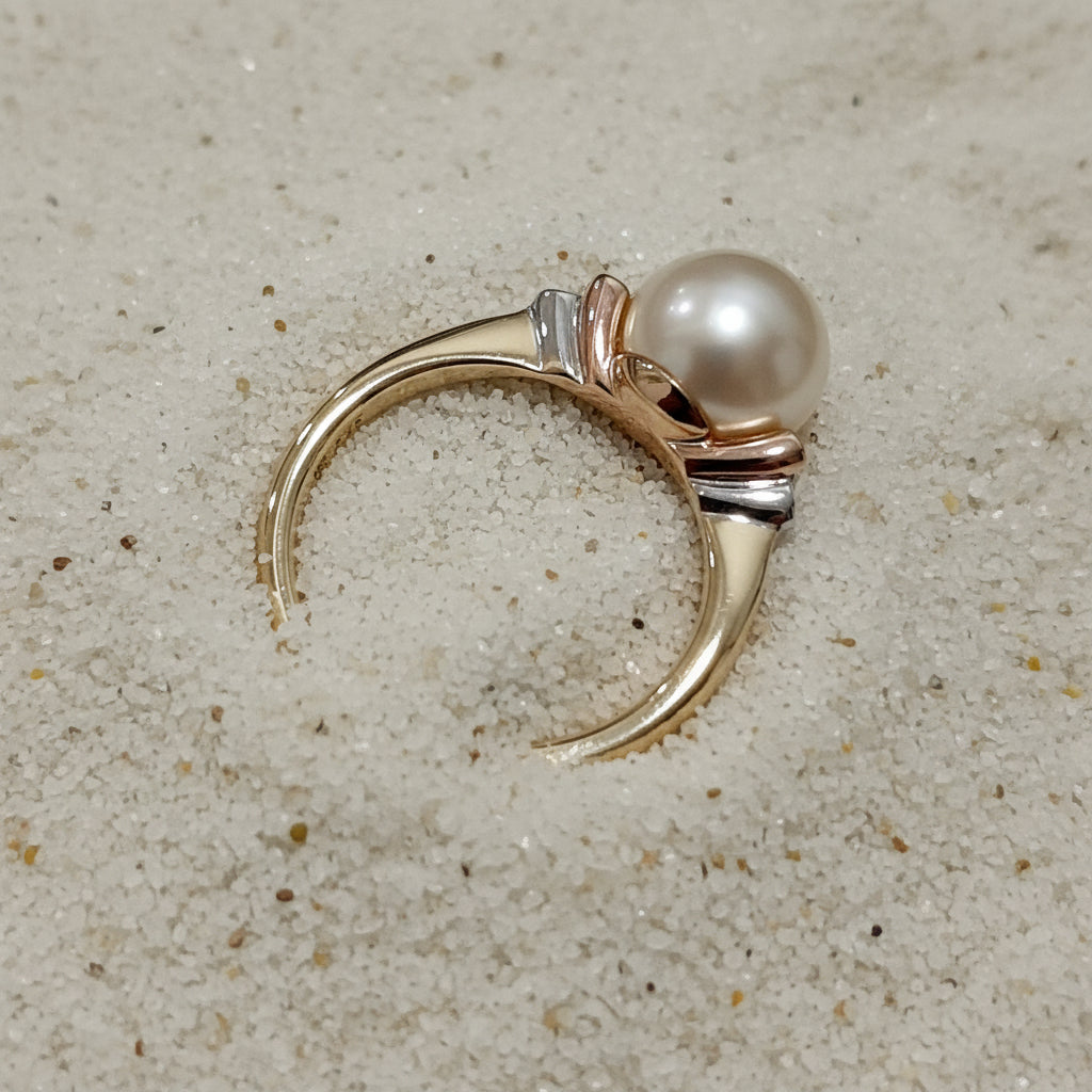 9ct Gold South Sea Pearl & Argyle Pink Diamonds Ring - Size O