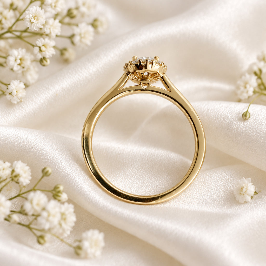 9ct Yellow Gold Oval Illusion 0.51ct LAB Ring - Size N.5