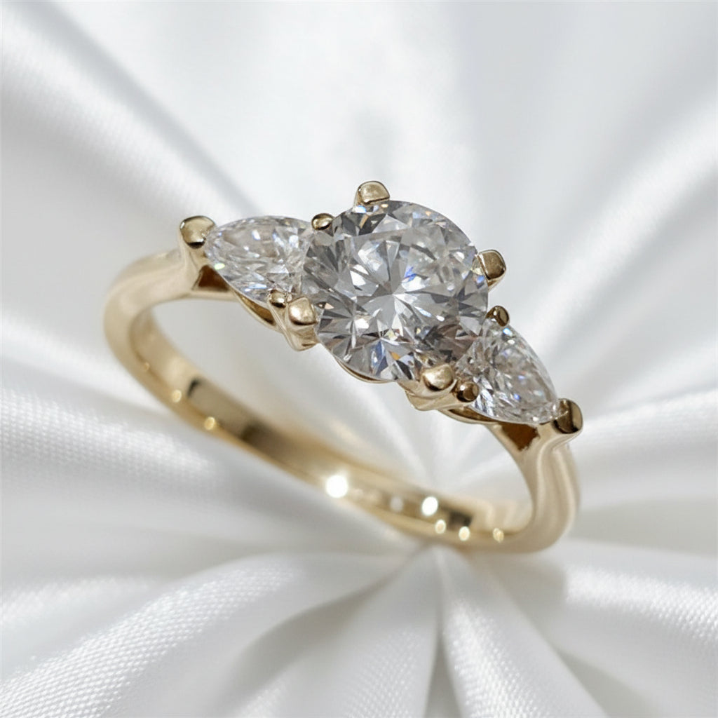 9ct Gold Trilogy Lab Grown Diamond Ring - Size N