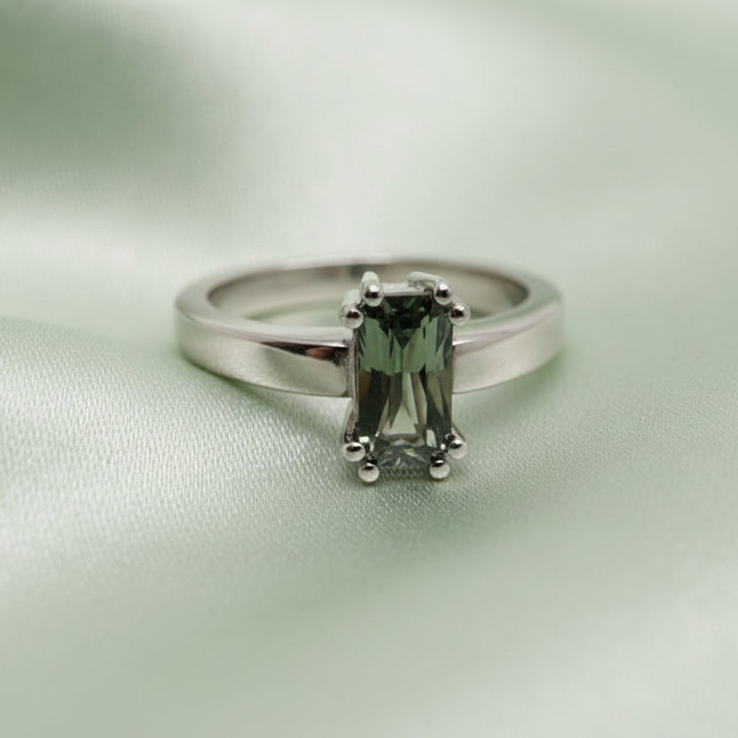 Australian Green Parti Sapphire & Platinum Ring