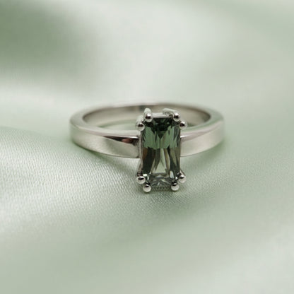 Australian Green Parti Sapphire & Platinum Ring