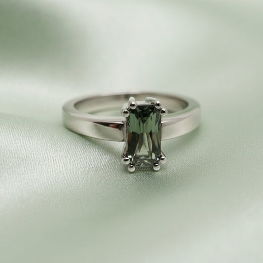 Australian Green Parti Sapphire & Platinum Ring