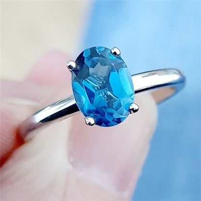 9ct White Gold Oval London Blue Topaz Ring - Size N