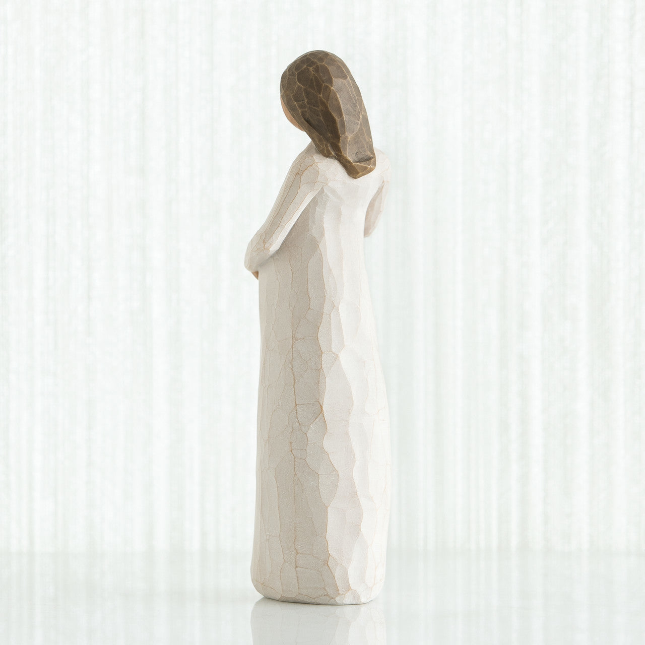 Willow Tree 'Cherish' figurine. Figurine depicts a pregnant woman gently holding her belly. Figurine Height Approx: 21cm.